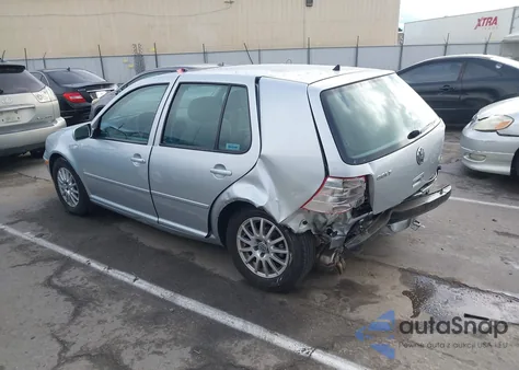 2004 Volkswagen Golf Gls 2.0L from USA, damaged, VIN 9BWGL61J944031901